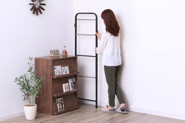Iris Ohyama Elegante Perchero metálico, tipo Plegable, Negro, Diseño Moderno, Marco Resistente, Antideslizante, para Dormitorio, Estudio, Armario, Ropa y zapatos, Secado, Montaje fácil, PI-O150 - Imagen 3